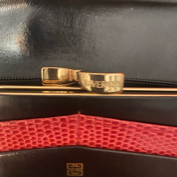 Givenchy long purse with snake skin application - Picture 7 of 14